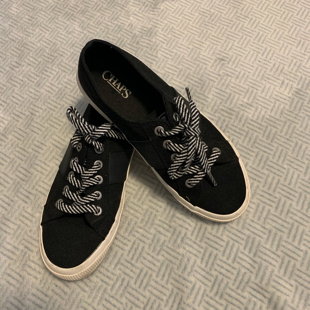 Chaps Lace Up Shoes